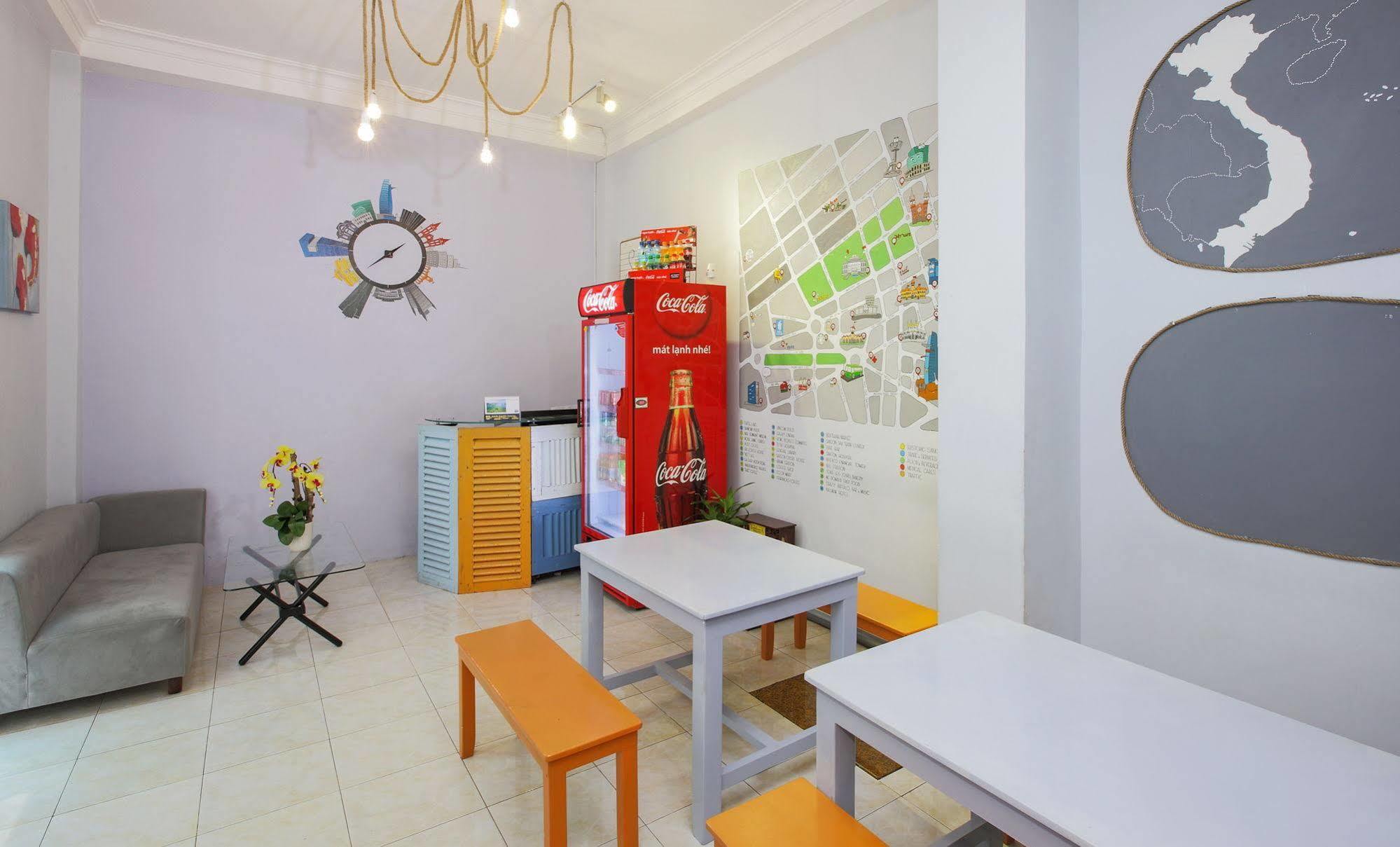 Dream Station - Saigon Hostel